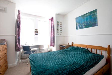 6 bedroom terraced house to rent - Photo 5