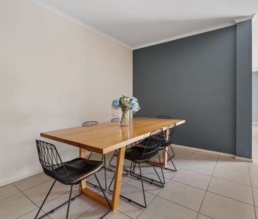 Ideal Family Home - Photo 4