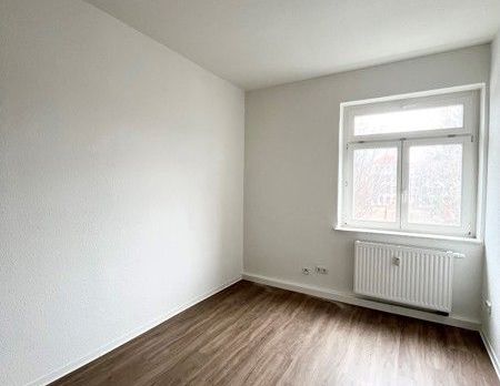 Frisch renovierte 3-Raum-Wohnung in ruhiger Lage Dresden-Löbtau! - Photo 1