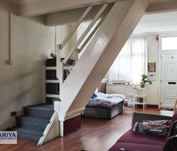 3 bedroom terraced house to rent - Photo 2