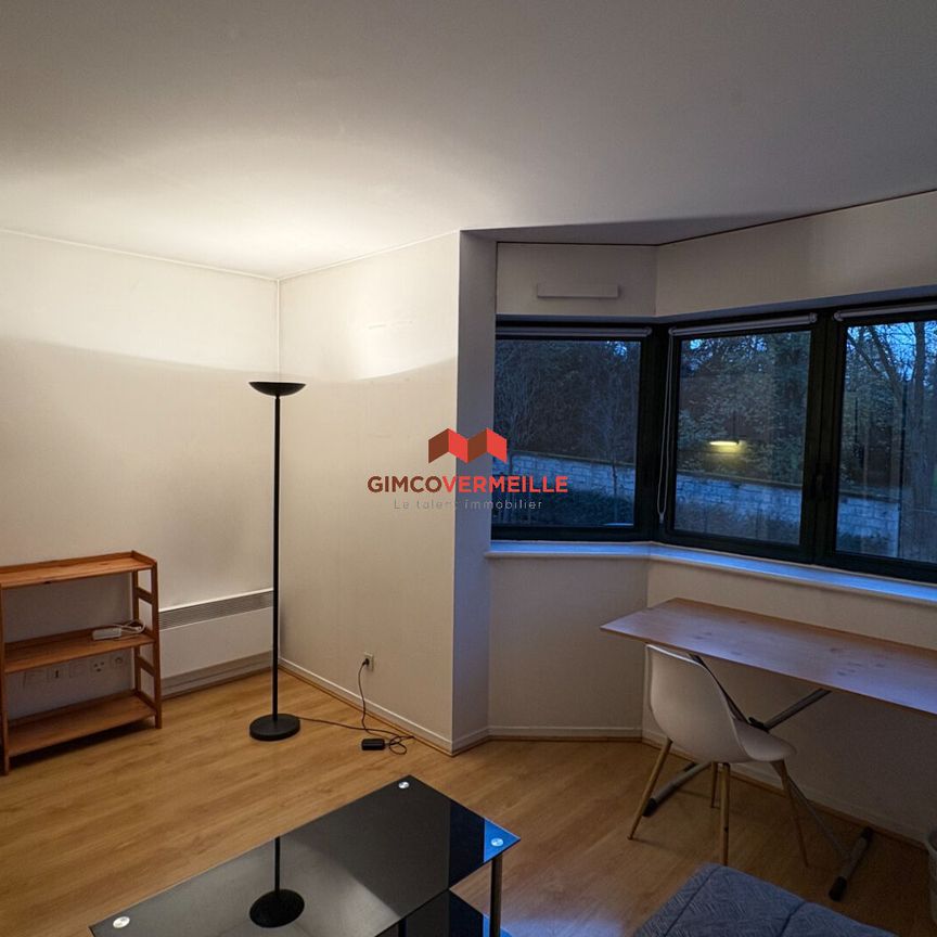 Location Appartement 1 pièce 21m² - Photo 1