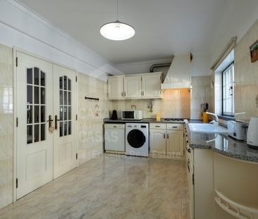 Moradia T3 em Lisboa - Photo 1