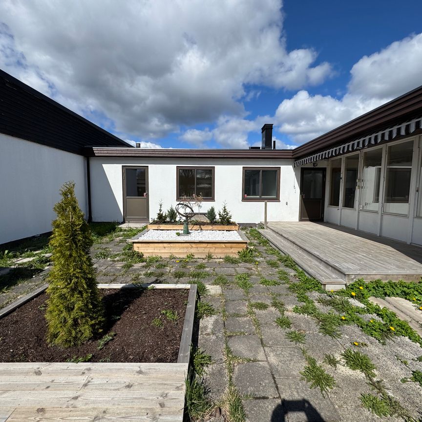 Rialagränd, Upplands Väsby - Photo 1