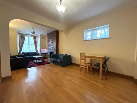 3 bedroom property to rent - Photo 3