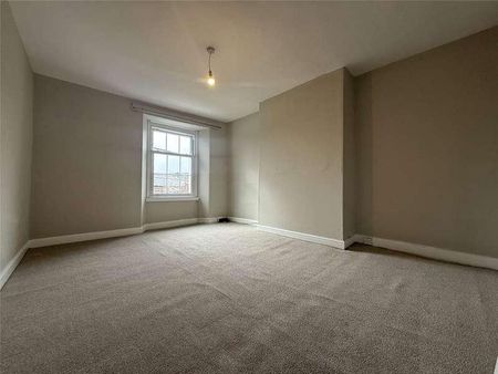 East Street, Crediton, Devon, EX17 - Photo 3