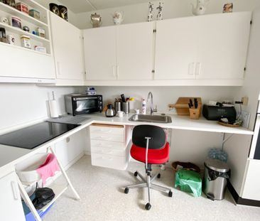 Lys og hyggelig 2-værelses lejlighed med terrasse - Foto 6