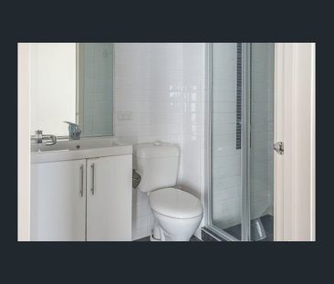 Best location student studio apartment - Photo 3