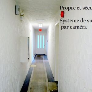 2 1/2 Tout Compris Avec Internet - Photo 3