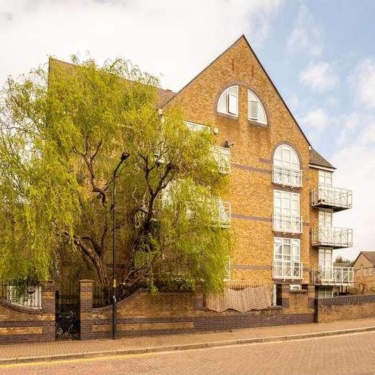 Eleanor Close, Canada Water, SE16 - Photo 2