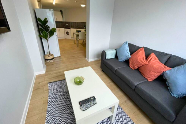 1 bedroom in a house share to rent - Photo 1