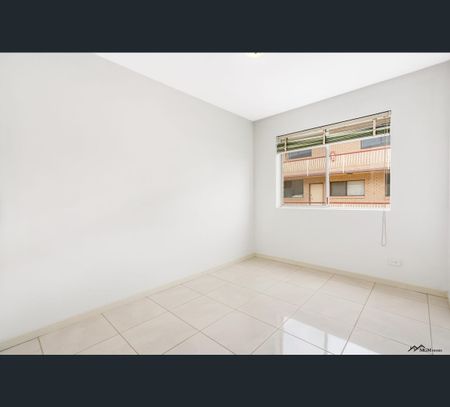 3/10 Chelmsford Avenue, Lutwyche, Qld 4030 - Photo 4