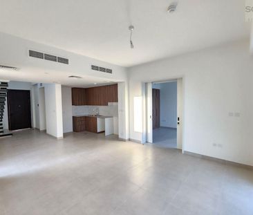 Corner Brand New 4 Bed+M, 4AM Type, Maha Townhouse - Photo 3