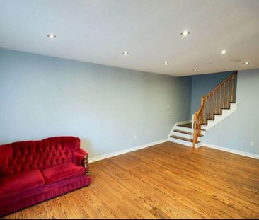 For Lease - 120 Town House Crescent, Brampton, Ontario - Photo 4