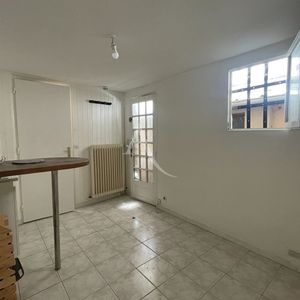 Location Appartement 1 pièce 11m² ANGERS 49000 - Photo 2