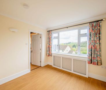 Leighton Road, Weston - Photo 1