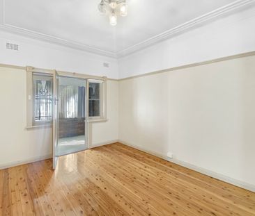 2-Bedroom Semi-Home for Lease! - Photo 1