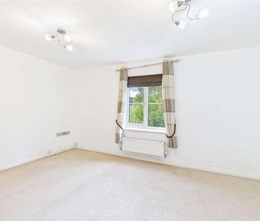 Sachfield Drive, Chafford Hundred, Essex, RM16 - Photo 4