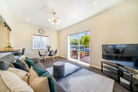 Central Hutt Living - Photo 4