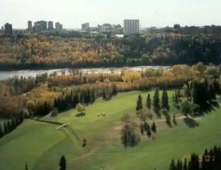 "GREAT CITY,RIVER, GOLF COURSE VIEW,Renovated, GREAT LOCATION! STEPS TO LRT,SPACIOUS BALCONY" | 9916 113 Street Northwest, Edmonton - Photo 1