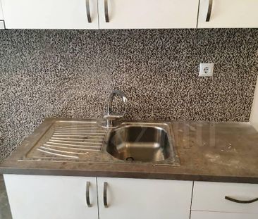 Διαμέρισμα προς ενοικίαση 420 € - Photo 3