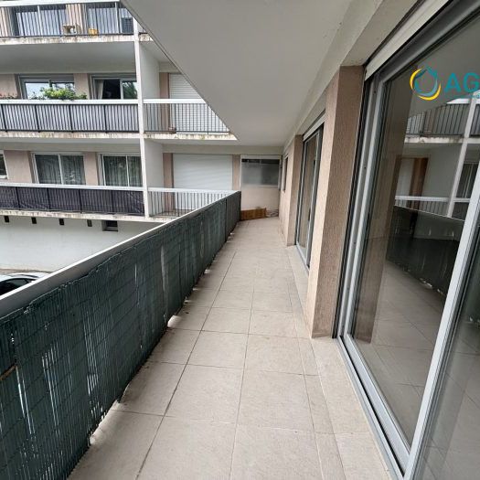 Grand studio avec Parking - Photo 1