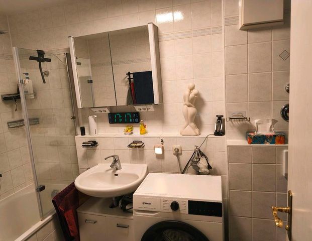 Suche Nachmieter für eine schöne Zweiraumwohnung. - Foto 1