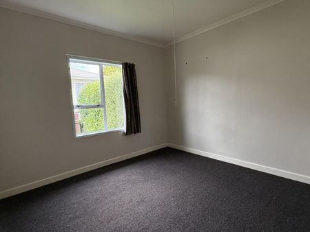 Spacious Two Bedroom Unit - Photo 2
