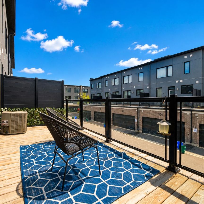 For Lease - 78 Huguenot Road, Oakville, Ontario - Photo 1