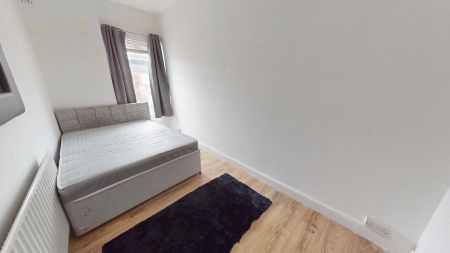 Guildford Street, Shelton, Stoke-on-Trent, ST4 - Photo 4