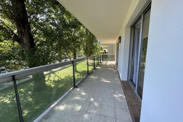 Spacieux F2 avec terrasse et garage - Orangerie Résidence du - Photo 1