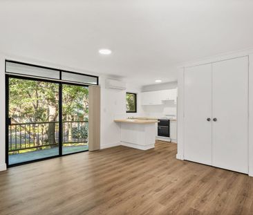 Relaxed Living in a Quiet North Wollongong Pocket - Photo 1