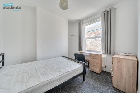 4 bedroom house to rent - Photo 3