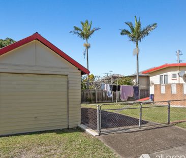 CONVENIENCE... SCHOOLS, GARDEN CITY & BUSES - Photo 4