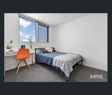 A modern home in the perfect location - Photo 6