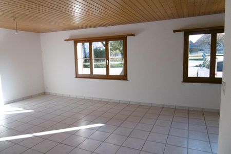 Attractive 3.5-room apartment ground floor with barbecue area - Photo 3