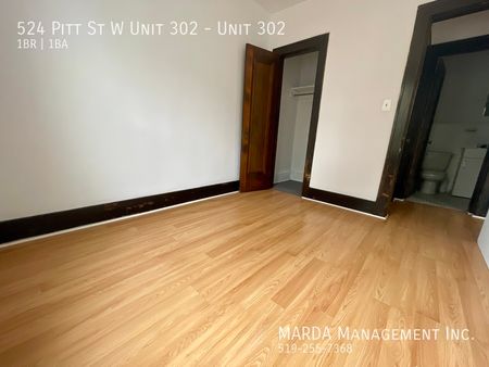 CHARMING 1BEDROOM/1BATH APARTMENT IN DOWNTOWN-PLUS HYDRO - Photo 5