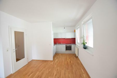 Gepflegte Mietwohnung im Bezirk Geidorf inklusive Tiefgaragenplatz - Photo 2