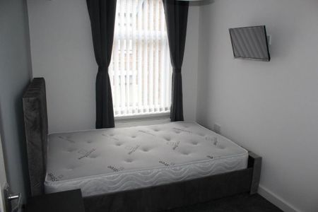 3 bedroom house to rent - Photo 2