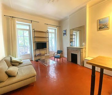 Location Appartement 2 pièces 49m² MARSEILLE 7ème - Photo 3