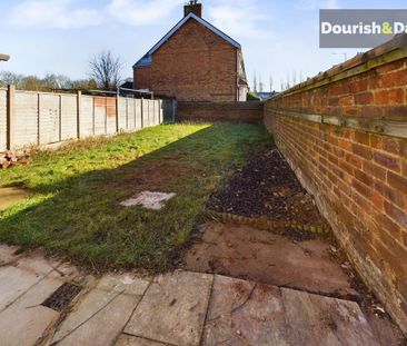 2 bedroom end of terrace house to rent - Photo 4