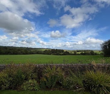 4 bedroom detached house to rent - Photo 2