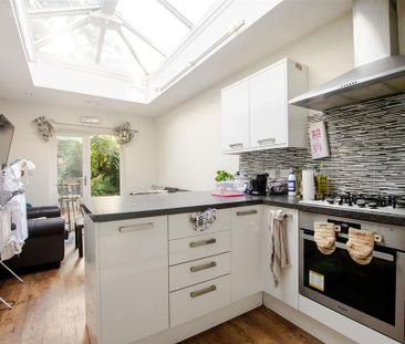 7 bedroom house to rent - Photo 1