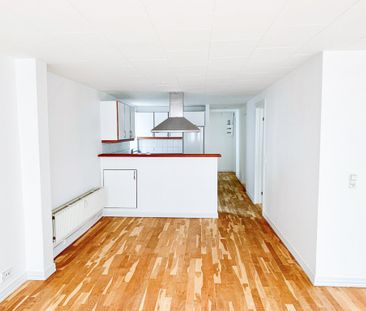 Rummelig 3-værelses lejlighed i Aalborg midtby - Foto 4