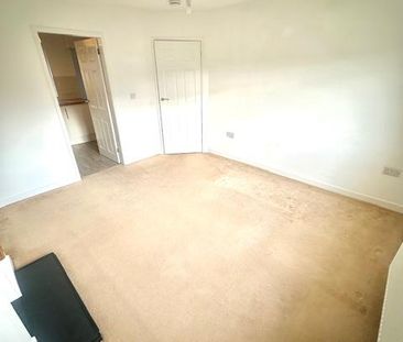 2 bedroom bungalow to rent - Photo 3