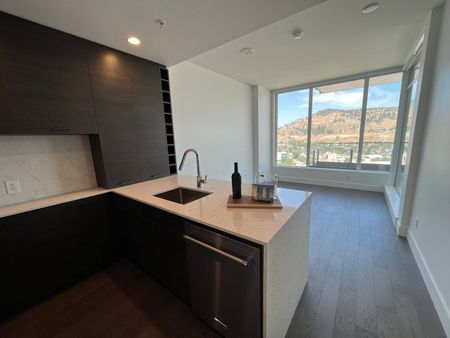 NEW One Water Street - 1 bed/1 bath - Photo 4