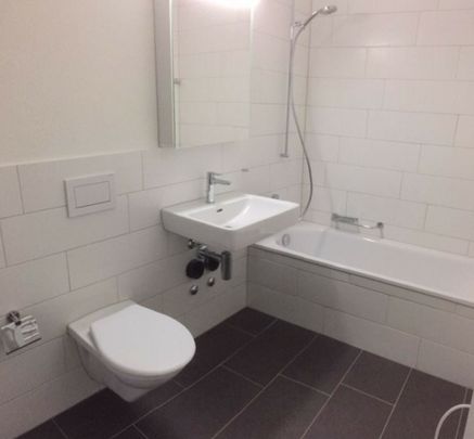 "Hier blüht Ihnen was! Tolle Wohnung hip und schick saniert" - Photo 1