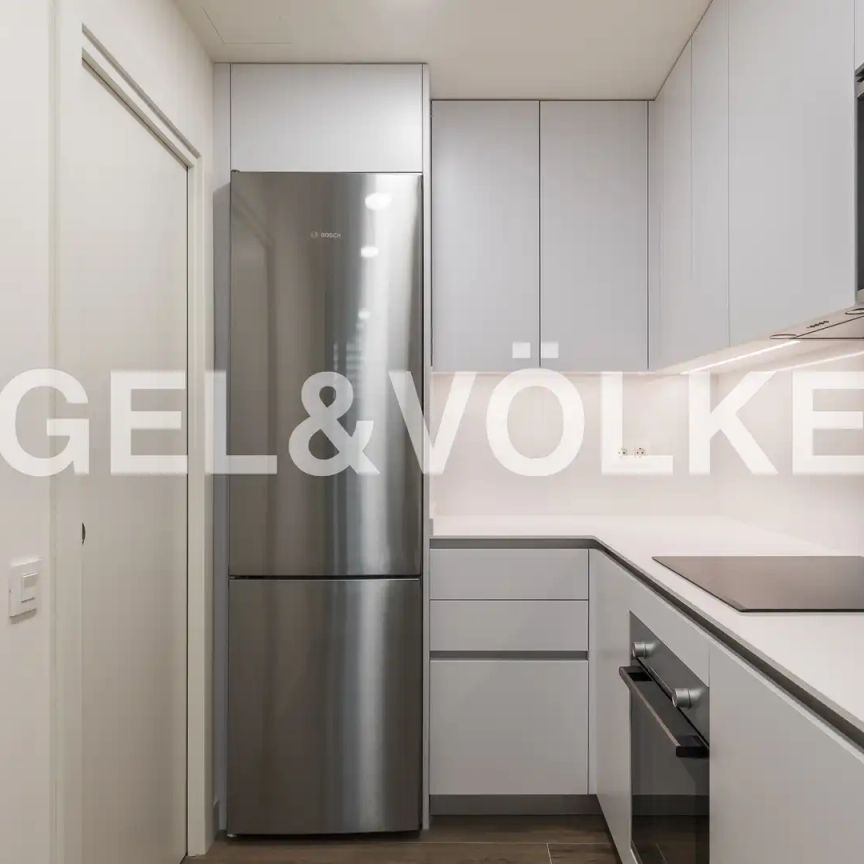 Ático de alquiler en Calle de Carmen Cobeña, Acacias - Foto 1