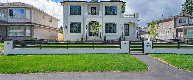 1605 Sherlock Avenue, Burnaby (Coach House) - Photo 1