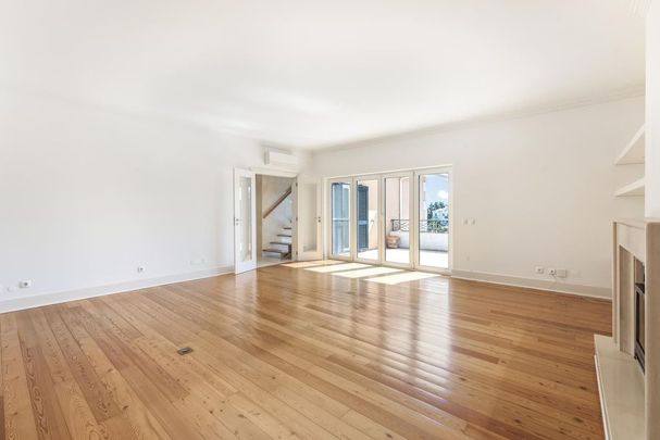 3 room luxury Flat for rent in Cascais, Portugal - Photo 1