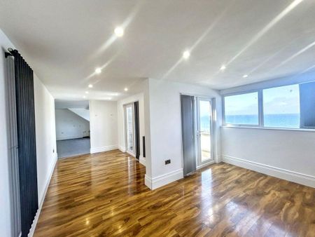 Esplanade, Whitley Bay, Whitley Bay, Tyne and Wear, NE26 2AS - Photo 3